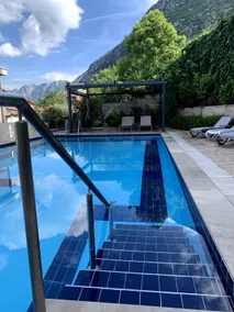 Nautica Studios With Outdoor Pool - Image 4