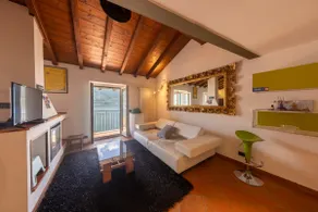 Como Lake Bright penthouse with breathtaking views - Image 2