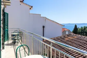 Traditional stone house w.2 balconies and sea view - Image 4