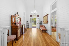 Yarrum Downs House - Luxury Farmstay - 5 min to beach - Image 4