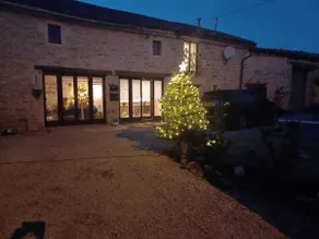 Wisteria - sleeps 4 - shared pool - Image 5
