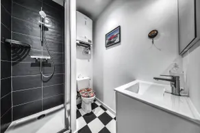 American & Cozy, Top Comfort – Close to SNCF Station - Image 5