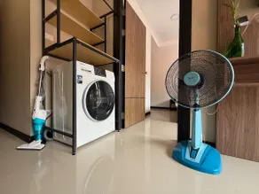 Stylish 7th-Floor Naiharn Condo - Image 5