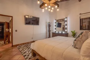Indoor pool, Jacuzzi, BBQ, Sundeck, Green areas - Image 4