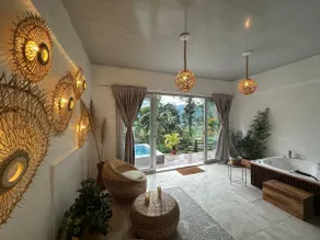 Mountain cabin with Jacuzzi - Image 2