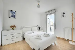 AC/Spacious Family Apartment/3 BDR-8P/Near Paris - Image 3