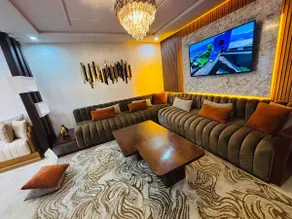 Cozy & Stylish Retreat near City Center - Parking! - Image 3