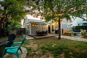 E ATX Bungalow | Cowboy Pool, Fire Pit and Grill - Image 5