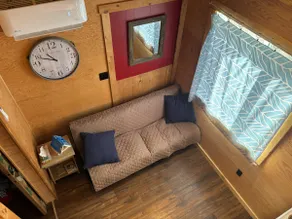 Cozy Cariboo Cabin - Image 3