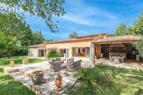 Luxury Villa near Fayence - Image 2