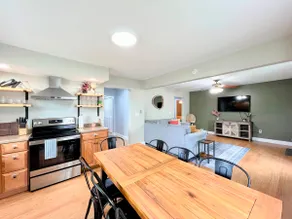 Cozy & Comfortable - Close to Campus! - Image 4