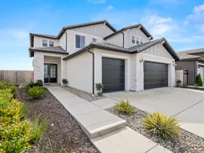 Brand New | Pool | Game Room | BBQ | 2 King Suites - Image 5