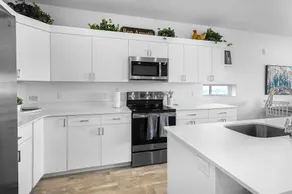 Cozy 1 bedroom Apartment - Image 4