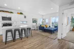 Cozy 1 bedroom Apartment - Image 3