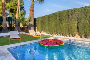 Luxury Villa Valencia | Pool, Cinema & Wellness - Image 3