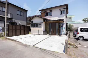 Base for Numazu, Atami, Izu, Hakone; with parking! - Image 5