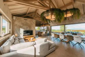 Quiet luxury villa - Image 3