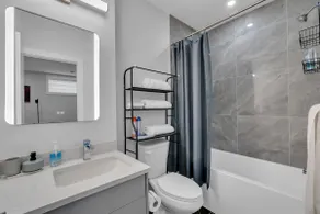Private 2-Bedroom Suite near South Health Campus - Image 5