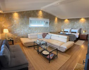Inu # Wait 'N Sea, Jacuzzi, Luxury Stone House - Image 3