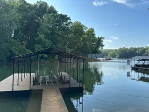 Lakefront Cabin ~ dock, kayaks, firepit, sleep 12 - Image 5