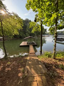 Lakefront Cabin ~ dock, kayaks, firepit, sleep 12 - Image 3