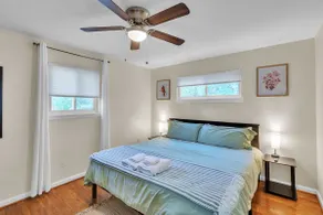 4BR Family Getaway w/ King| Mins to DC/OT|Gameroom - Image 2