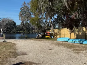 Doctor's Lake 5th Wheel Shaded Stay - Image 4
