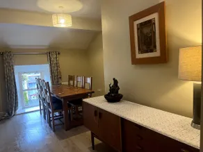 4 bedroom apartment, self catering. Above pub/bar - Image 4