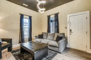 Delano Dazzler Single Family Home - Image 2