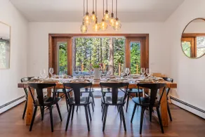 The Tahoe Lodge- Large Groups & Families (14 ppl) - Image 5