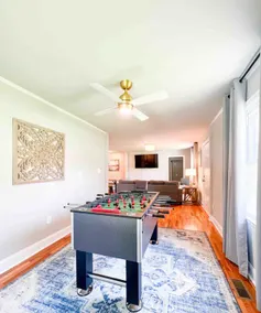 Pet-Friendly 4BR Family Home with Fenced Yard - Image 4