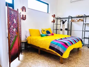 The Hub: An Artsy Studio w/ Hot Tub - Image 3