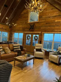 Secluded & peaceful, treetop cabin retreat - Image 2