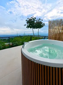 Green Bamboo | Jacuzzi | 15 min from the city - Image 2