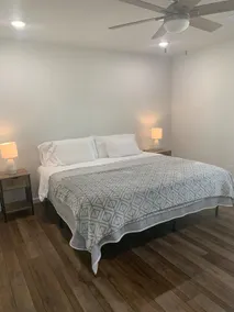 Private Cabin Getaway-Free WiFi - Image 4