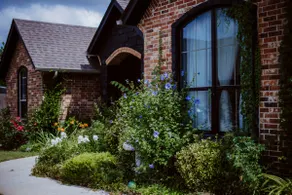 Vibrant Byrd House - Image 2