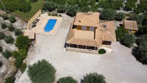 Aldora Rural Casa con piscina - Image 3