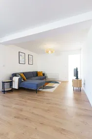 Family and quiet apartment - Image 2