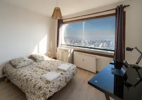 Amazing views - Private garage - Image 4