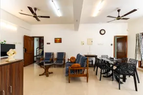 Cityscape: Breezy Flat at the Heart of Trivandrum - Image 4