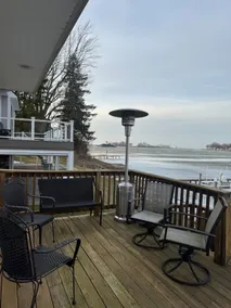 The Cottage on the Bay - Image 2