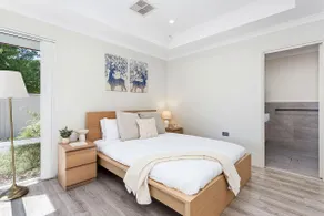Modern 4BR Home- Near Curtin, CBD, Cafés & Airport - Image 2