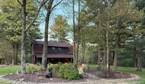 Bear Den Guest House - Image 2