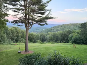 Bear Den Guest House - Image 3