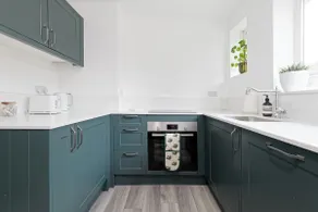 Amore Apartment By The Sea - Image 2