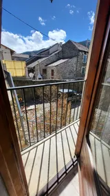 Old farmhouse - Image 3