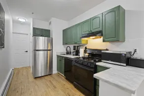Free Parking-3br 3ba-NYC 1 Train Stop | Sleeps 10 - Image 5