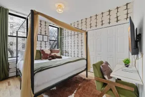 Free Parking-3br 3ba-NYC 1 Train Stop | Sleeps 10 - Image 3