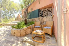Green Oasis - 2 Min Walk from Cala Girgolu - Image 4