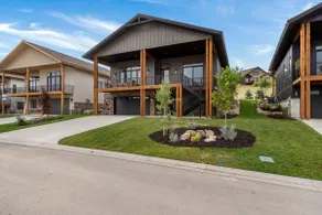 Eden Mountain Home - 7 Bedrooms on Three Floors - Image 3
